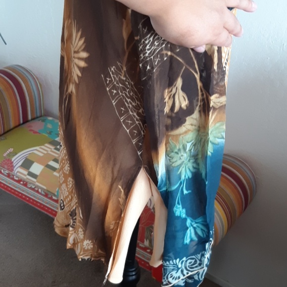 Worn only once. Like new beautiful tunic top - Picture 5 of 8